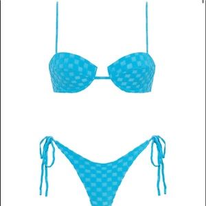 Blue Maia Trinagl Set